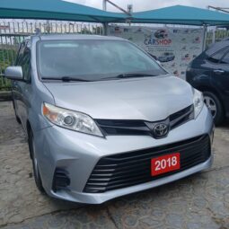 2018 Toyota Sienna L, Alloy and many more..