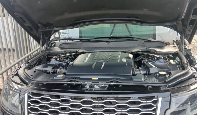 
								2019 LAND Rover Range Rover full									